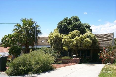 4a Nunn St, Hamilton Hill, WA 6163