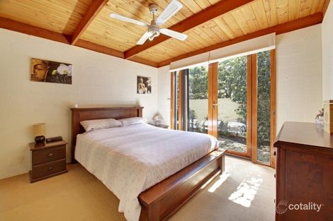 Property photo of 41 Parkview Crescent Jerrabomberra NSW 2619