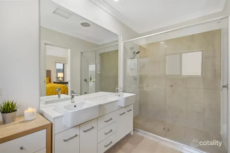 Property photo of 153 Queens Road Nudgee QLD 4014