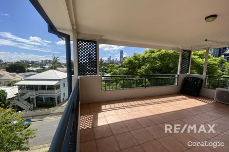 Property photo of 21/239 Shafston Avenue Kangaroo Point QLD 4169