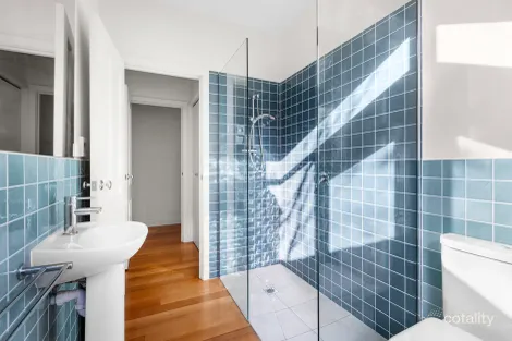 Property photo of 19 Cummins Grove Malvern VIC 3144