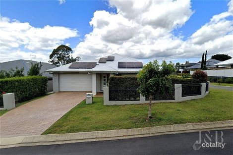 24 Picasso Cres, Carseldine, QLD 4034