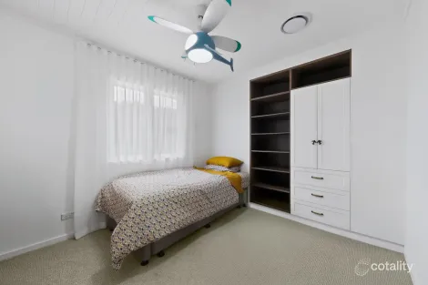 Property photo of 5 Sajla Court Mount Samson QLD 4520