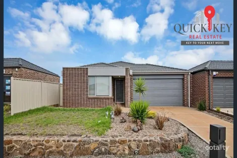 3 Toolern Waters Dr, Weir Views, VIC 3338