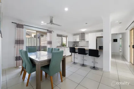 Property photo of 33 Bull Road Pimpama QLD 4209