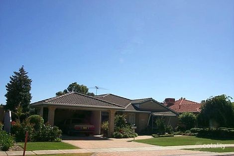Property photo of 18 Glencoe Loop Kinross WA 6028