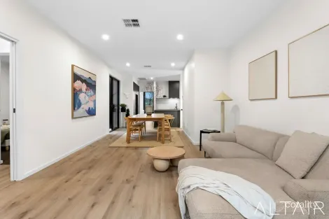 Property photo of 2/6 Inge King Crescent Whitlam ACT 2611