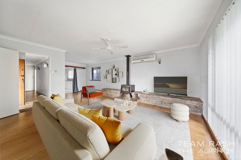 Property photo of 35 Nye Way Orelia WA 6167