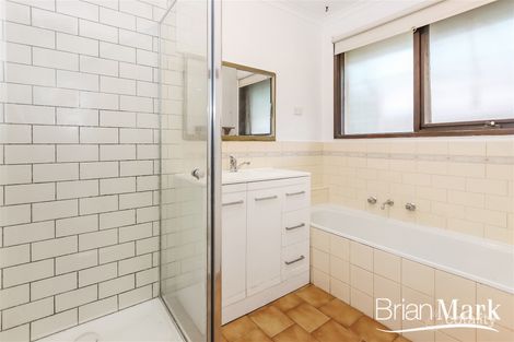 Property photo of 25 Milton Drive Wyndham Vale VIC 3024