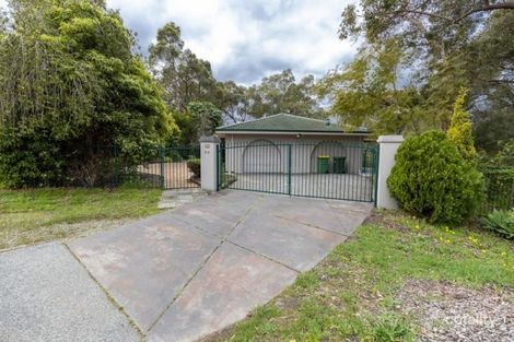 Property photo of 56 Gladys Road Lesmurdie WA 6076
