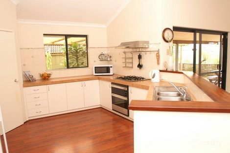 Property photo of 33 Lombe Gardens Atwell WA 6164