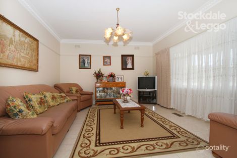 Property photo of 4 Dennis Street Reservoir VIC 3073