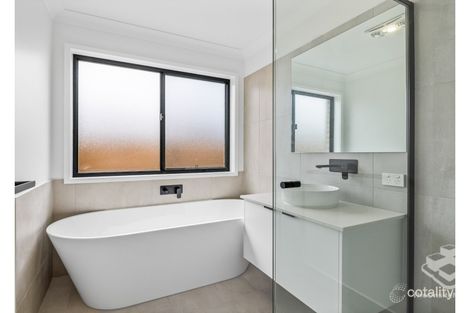 12 Mali Way, Logan Village, QLD 4207