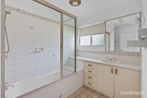 Property photo of 2/167 Opal Street Emerald QLD 4720