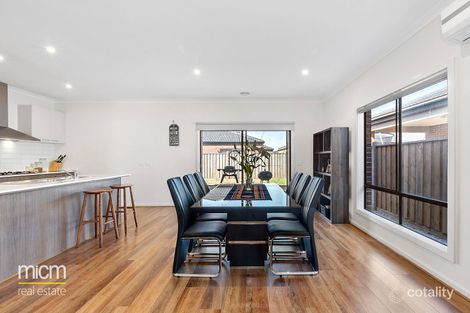 Property photo of 111 Bondi Parade Point Cook VIC 3030