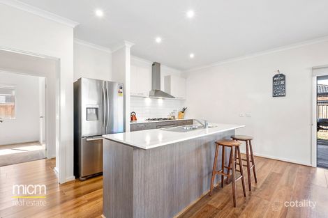 Property photo of 111 Bondi Parade Point Cook VIC 3030