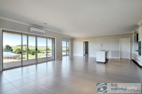 Property photo of 59 Grange Crescent Warragul VIC 3820