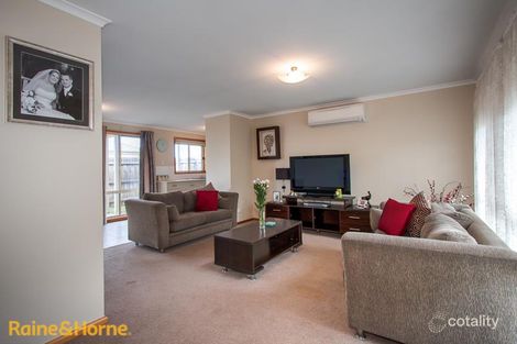 Property photo of 26 Burge Drive Sunbury VIC 3429