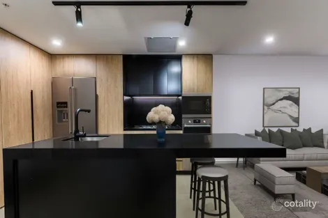 704/19 Deshon St, Woolloongabba, QLD 4102