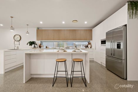 Property photo of 32 Elsworth Parade Merewether Heights NSW 2291