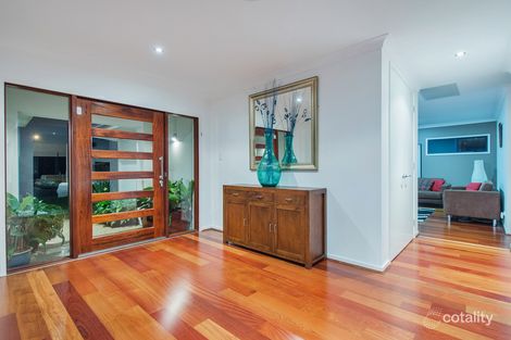 Property photo of 19 Lanier Close Oxenford QLD 4210