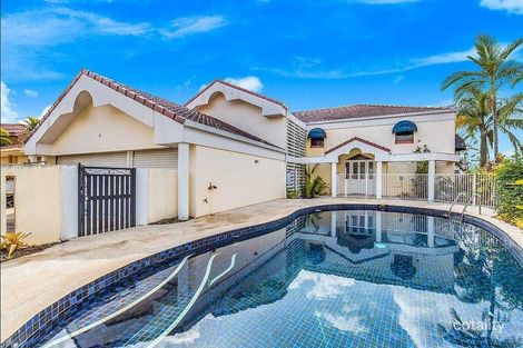 64 Karloff Dr, Stafford Heights, QLD 4053