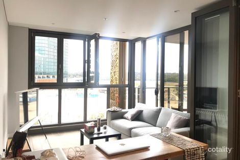 Property photo of L6/26 Footbridge Boulevard Wentworth Point NSW 2127