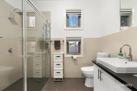 Property photo of 88 Lakeside Drive Roxburgh Park VIC 3064