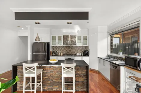 Property photo of 88 Lakeside Drive Roxburgh Park VIC 3064
