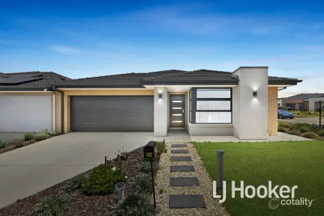21 Arctic St, Clyde North, VIC 3978