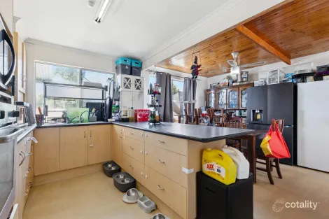 Property photo of 51 Doecke Road Murray Bridge SA 5253