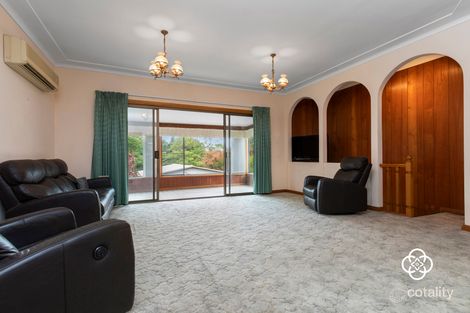 Property photo of 127 Rae Crescent Kotara NSW 2289