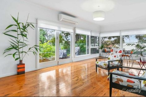 Property photo of 40 Mott Crescent Rockville QLD 4350