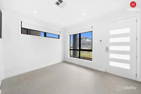 Property photo of 5 Calendula Court Casula NSW 2170
