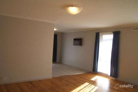 Property photo of 72 Wintersun Drive Albanvale VIC 3021