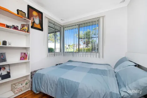 Property photo of 46 Mackenzie Boulevard Seven Hills NSW 2147