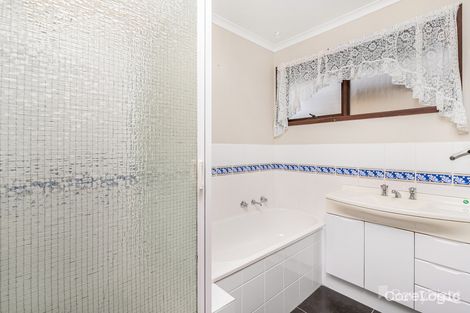 Property photo of 9 Dobell Avenue Sunbury VIC 3429
