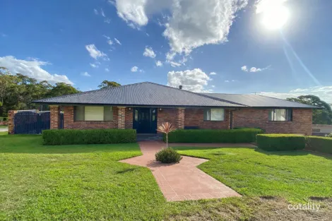 2 Lowry Pl, Woronora Heights, NSW 2233