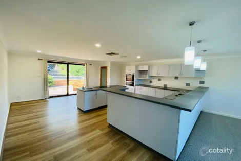 Property photo of 2 Lowry Place Woronora Heights NSW 2233