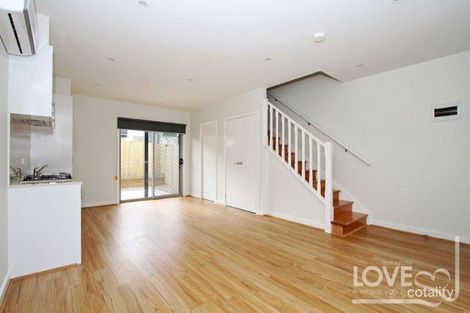 Property photo of 2/759 Plenty Road Reservoir VIC 3073