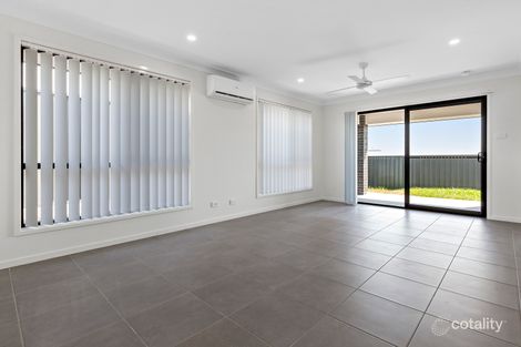 Property photo of 15B Karoburra Avenue Fletcher NSW 2287