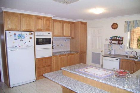 Property photo of 56 Greentree Way West Albury NSW 2640