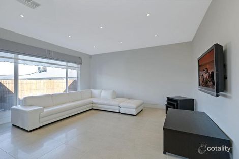 Property photo of 28 Positano Way Lalor VIC 3075
