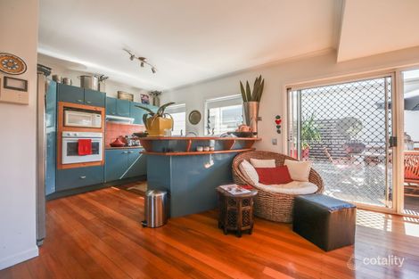 Property photo of 2/55-57 Cronin Avenue Main Beach QLD 4217