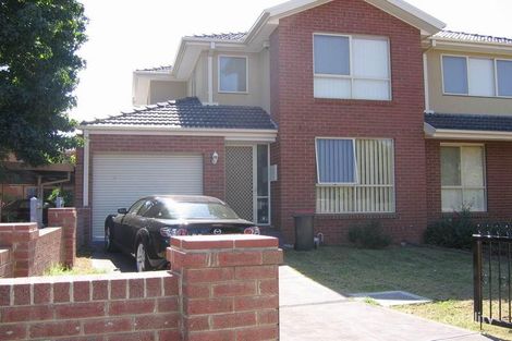 1/3 Burton Ave, Clayton, VIC 3168