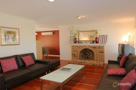 Property photo of 18 Abel Smith Crescent Mount Ommaney QLD 4074