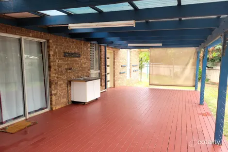Property photo of 4 Ewing Place Brockman WA 6701