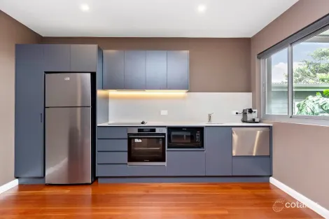 Property photo of 16 Parr Parade Narraweena NSW 2099