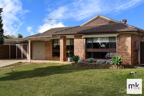 Property photo of 19 Stromeferry Crescent St Andrews NSW 2566