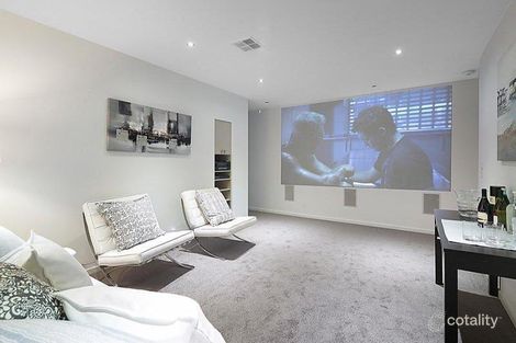 Property photo of 12 David Avenue Keilor East VIC 3033